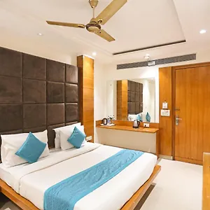 4* Hotel Fortuner Karol Bagh Just 1 Km From New Railway Station