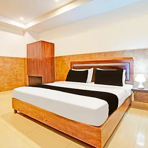 4* Hotel Super Collection O Tilak Nagar Near Pacific Mall